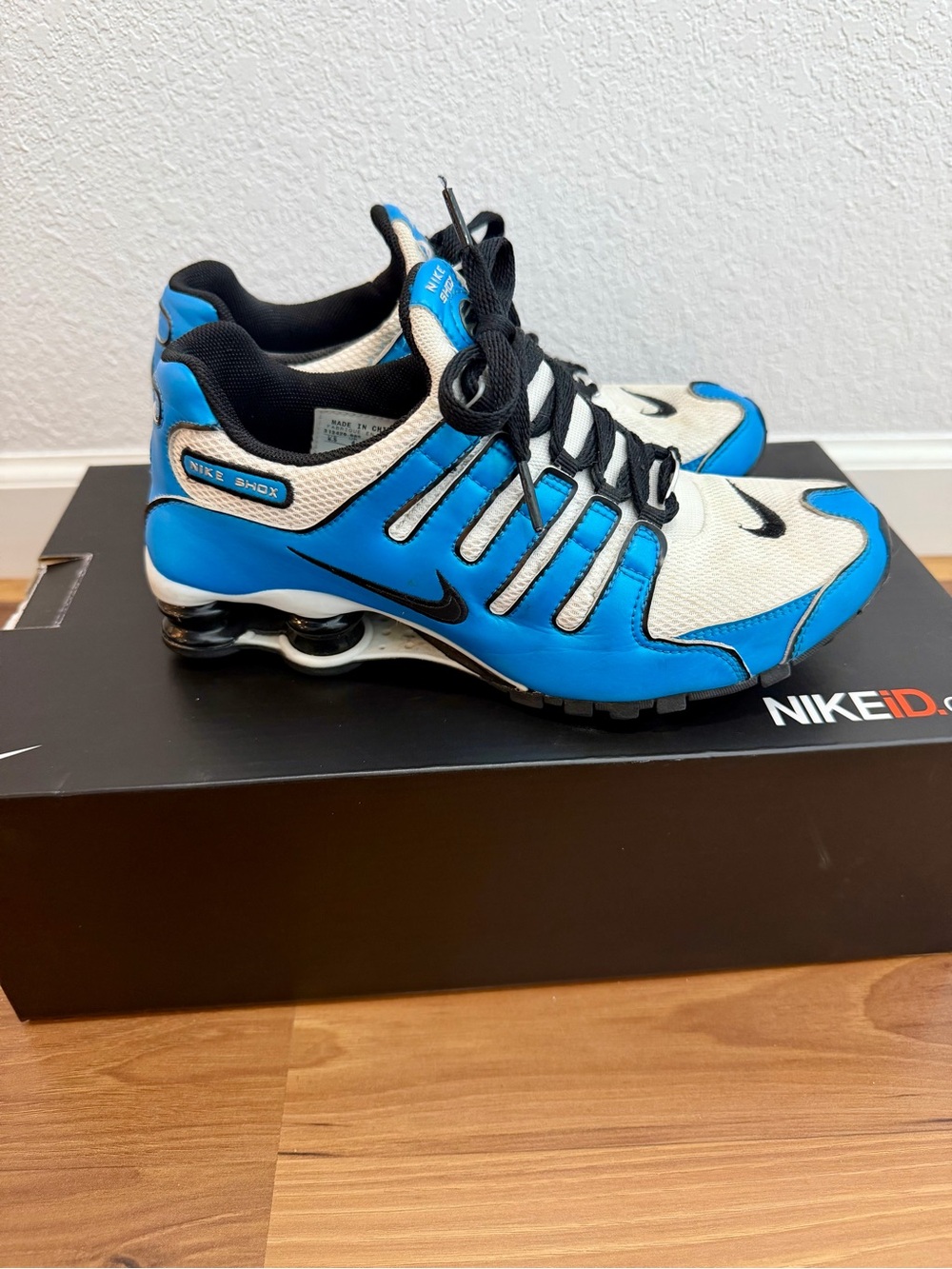 Nike Shox NZ Women’s - NIKEiD - White, Blue